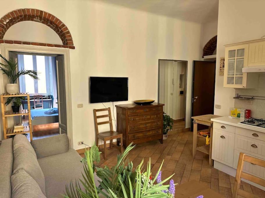 Xenia Apartments - Charming Garden Suite In Porta Venezia มิลาน ภายนอก รูปภาพ